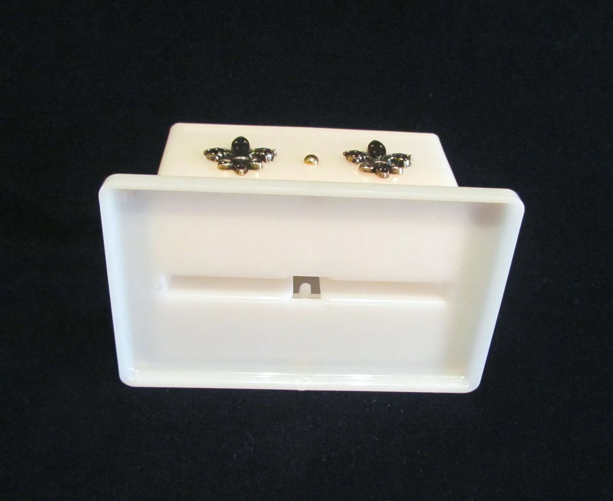 1950s Cigarette Dispenser Pick A Smoke Cigarette Box Fleur De Lis Unused In Original Box