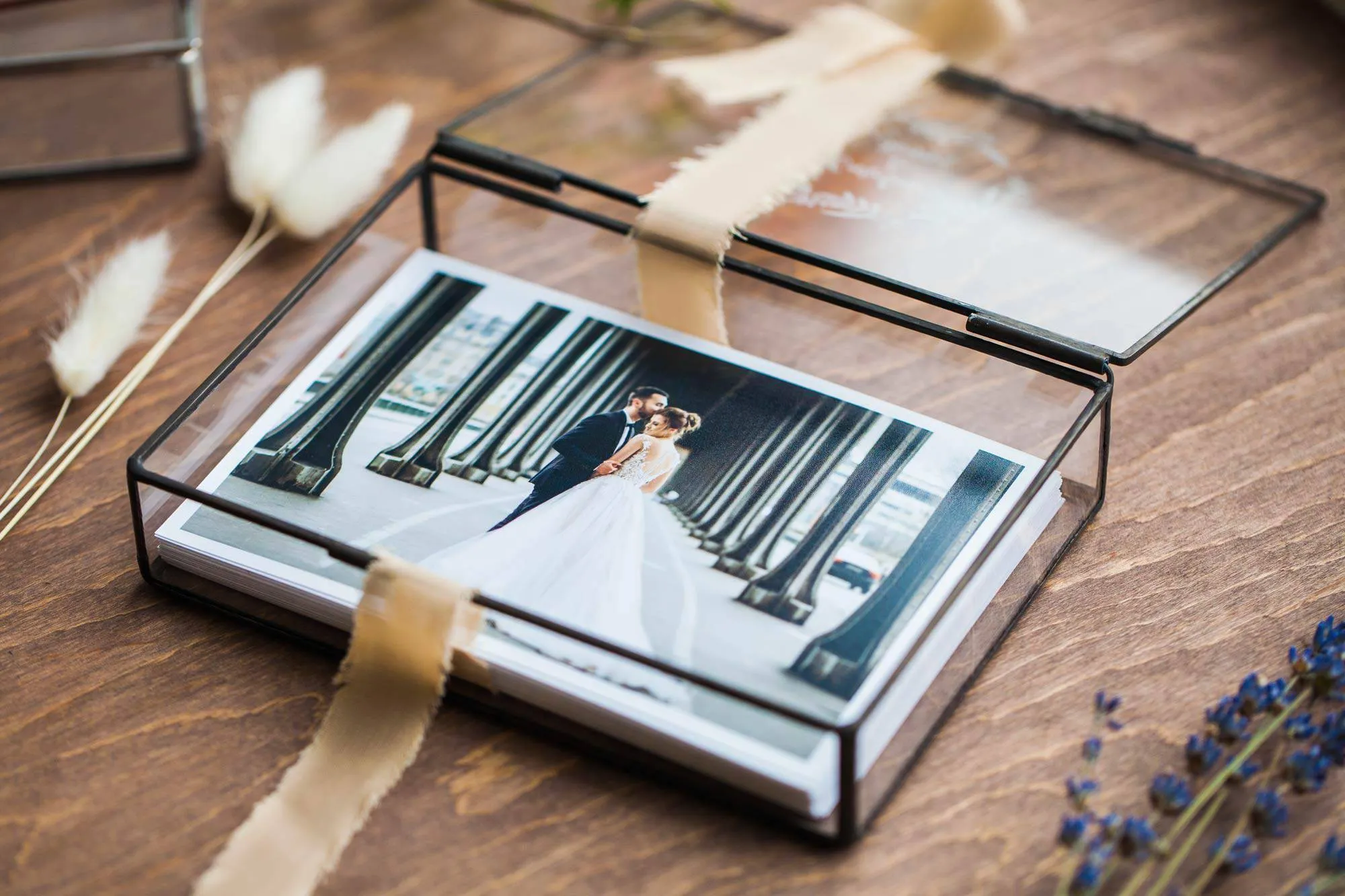 Glass Photo Box for Premium Wedding & Boudoir Photos – Luxury Keepsake Box