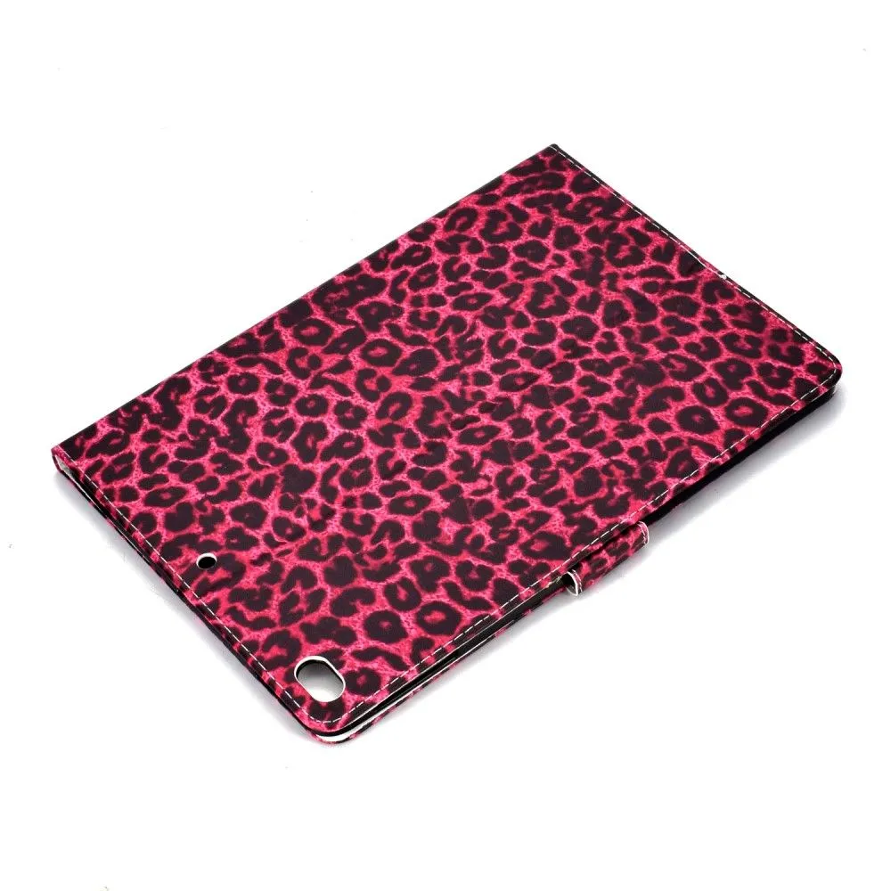 iPad 10.2 (2021) / Air (2019) cool pattern leather flip case - Red Leopard Texture