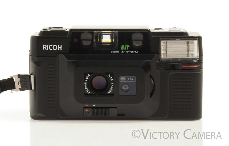 Ricoh FF-3D AF Black 35mm Point & Shoot Camera w/ 35mm f3.2 Lens -Clean-