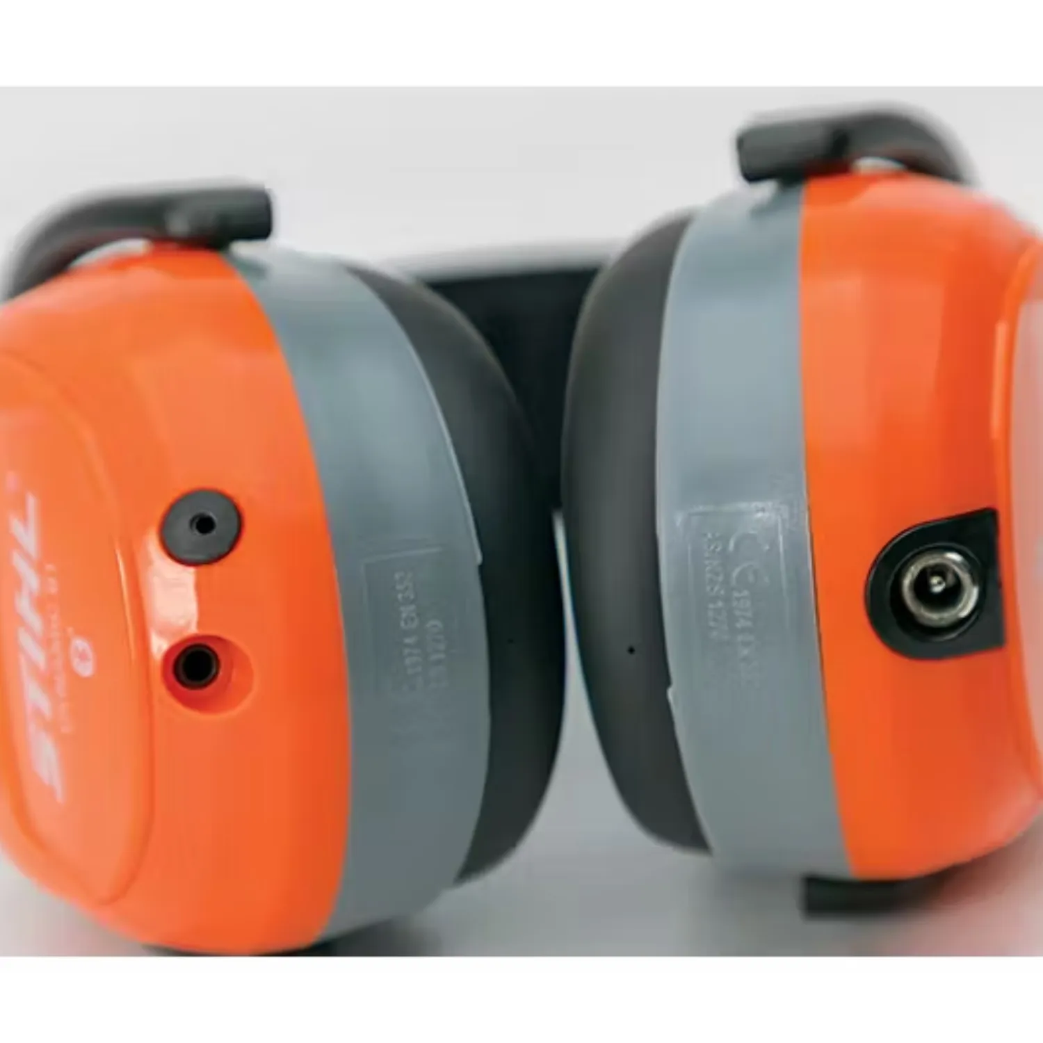 STIHL DYNAMIC Bluetooth Hearing Protection | 0000 884 0519