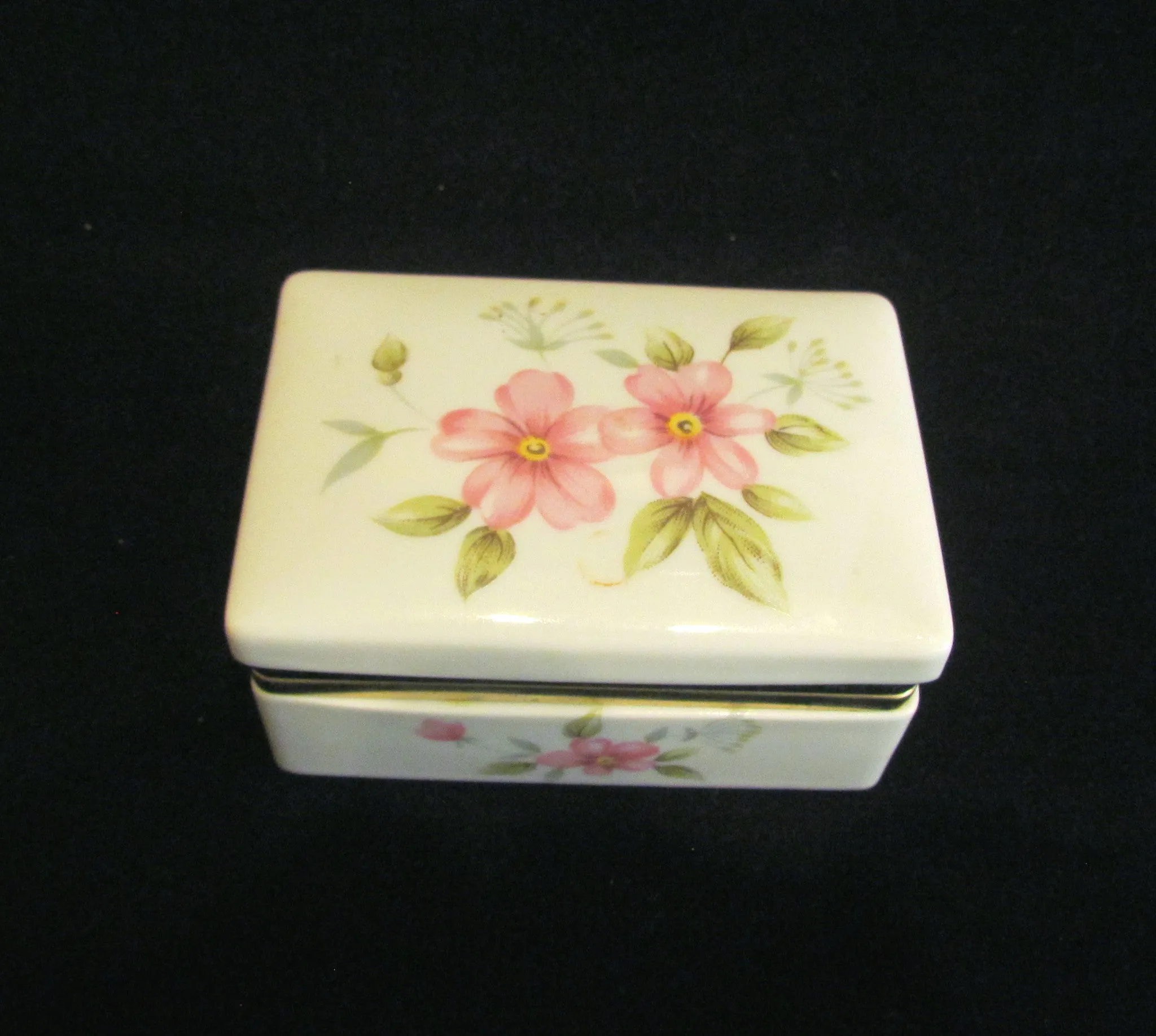 Vintage Box Jewelry Box Trinket Box Ceramic Box Floral Box Porcelain Box